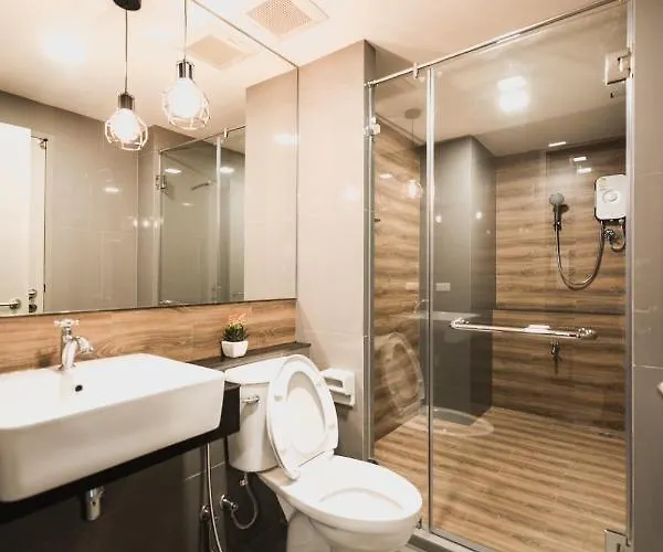 W2 Aparthotel 3*